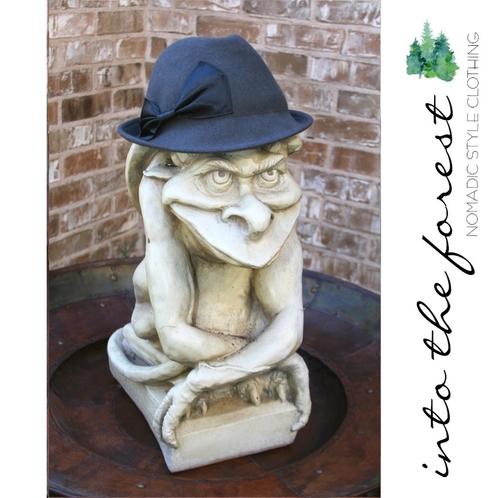 𝅺women's Gray 100% Wool Fedora w/ Black Satin Bow